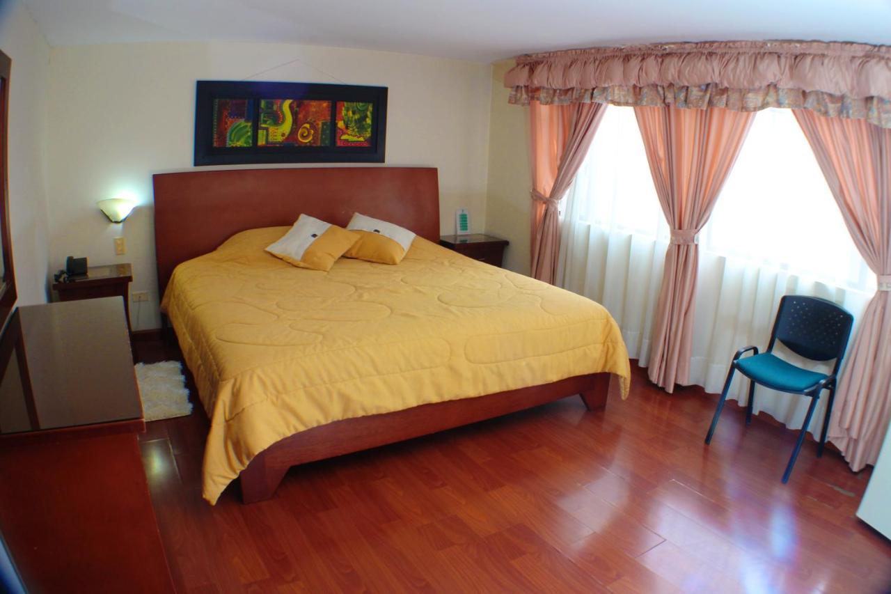 איפיאלס Hotel Santa Isabel 2 מראה חיצוני תמונה