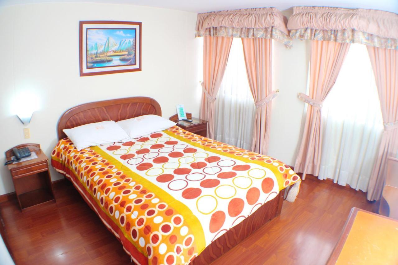 איפיאלס Hotel Santa Isabel 2 מראה חיצוני תמונה