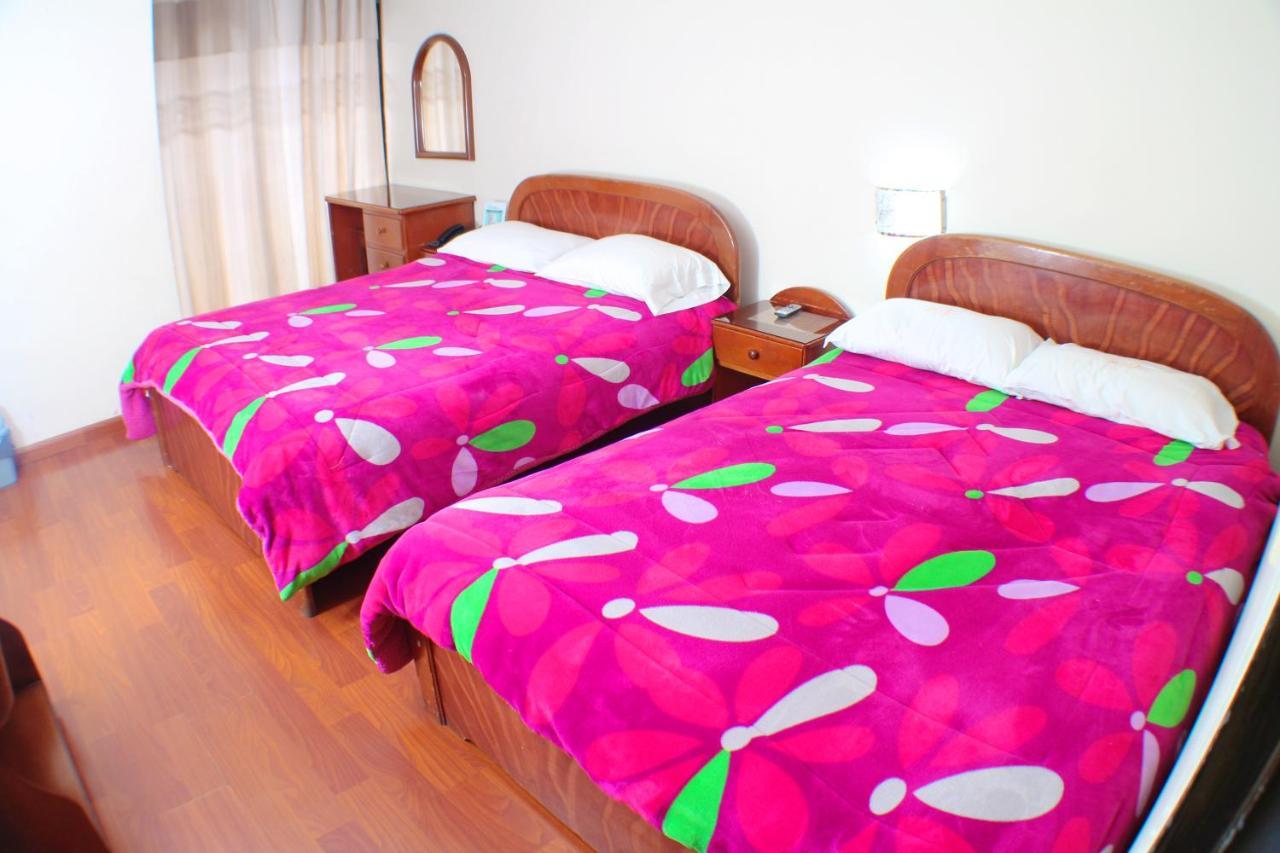 איפיאלס Hotel Santa Isabel 2 מראה חיצוני תמונה