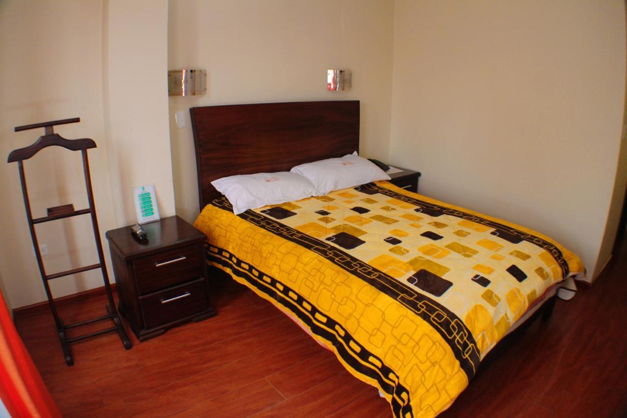 איפיאלס Hotel Santa Isabel 2 מראה חיצוני תמונה