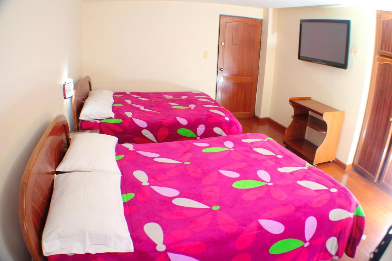 איפיאלס Hotel Santa Isabel 2 מראה חיצוני תמונה