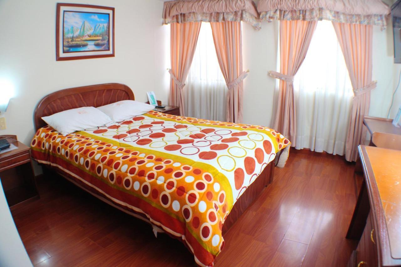 איפיאלס Hotel Santa Isabel 2 מראה חיצוני תמונה